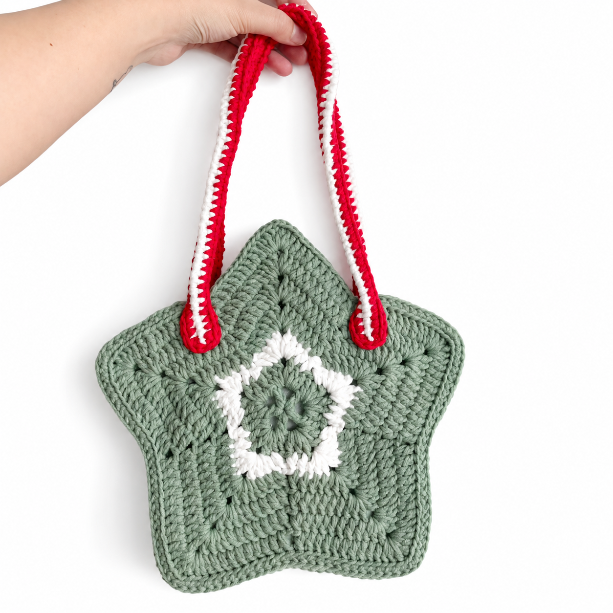 Christmas Star Bag Crochet Pattern — Star-Shaped Bag with Christmas Appliques, Lined Bag with Magnetic Clasp, PDF Pattern - Image 3